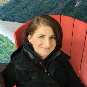 Meet your Posher, Laura